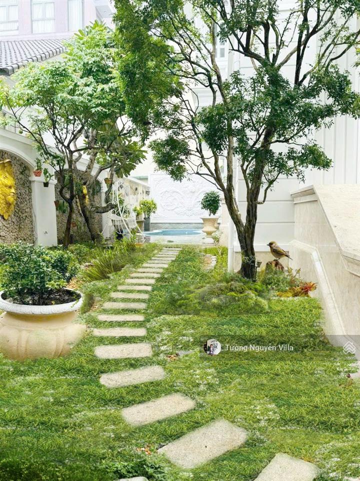 Bán villa thảo điền số 8 đường 42, p thảo điền, q2 | 303m2| tường villa 0934 161 ***