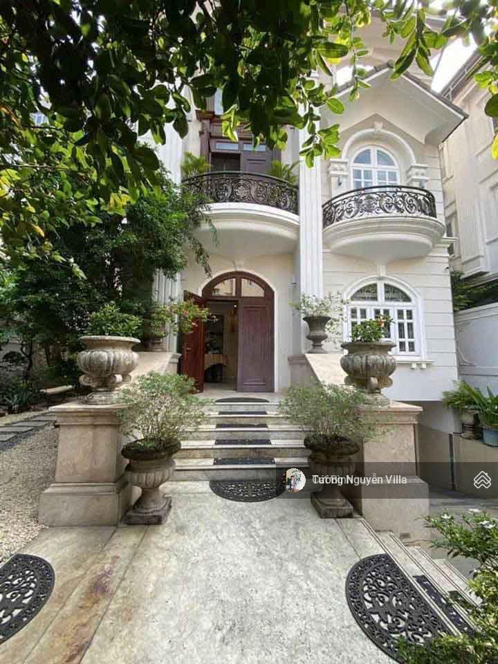 Bán villa thảo điền số 8 đường 42, p thảo điền, q2 | 303m2| tường villa 0934 161 ***