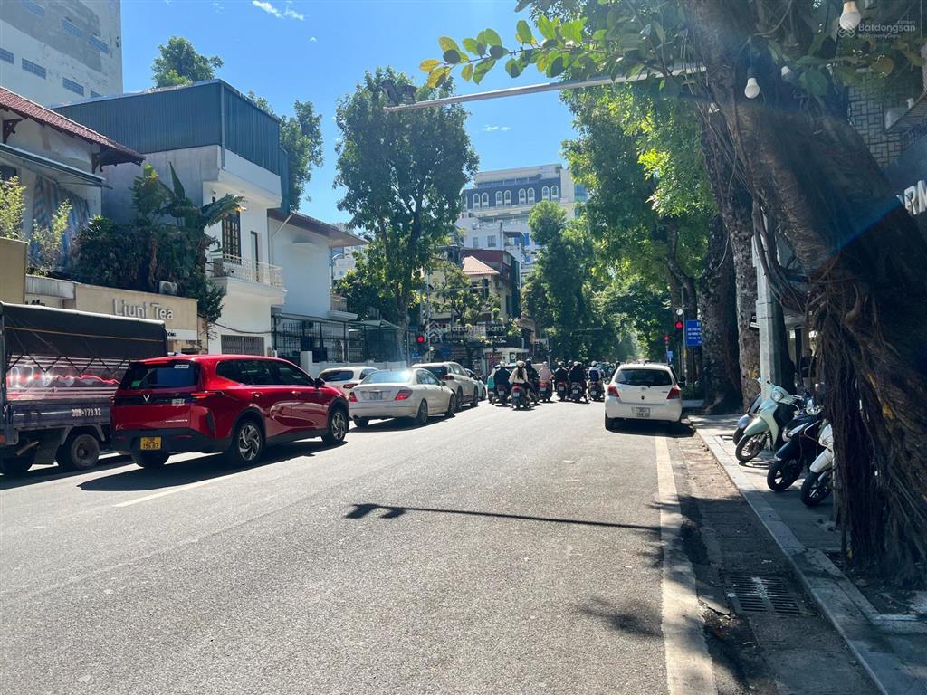 Cực hiếm! bán nhà 99m2 mặt phố thi sách mt 4.2m sẵn gpxd