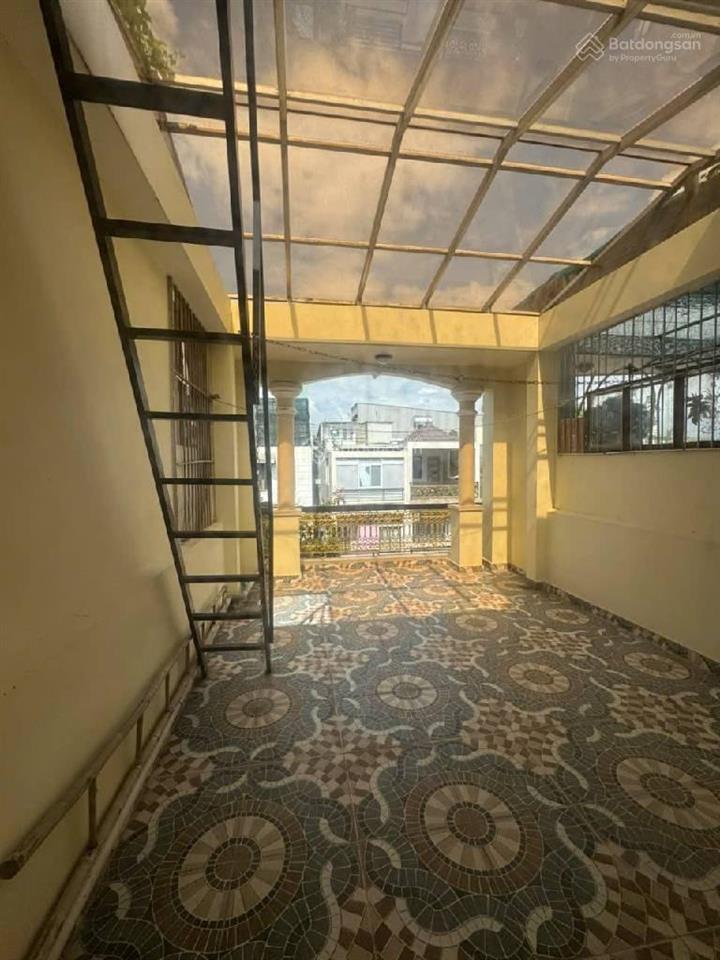Bán nhà mặt tiền phân lô cao lỗ, 4 tầng sân thượng 4pn phường 4 quận 8, khu vip parc mall