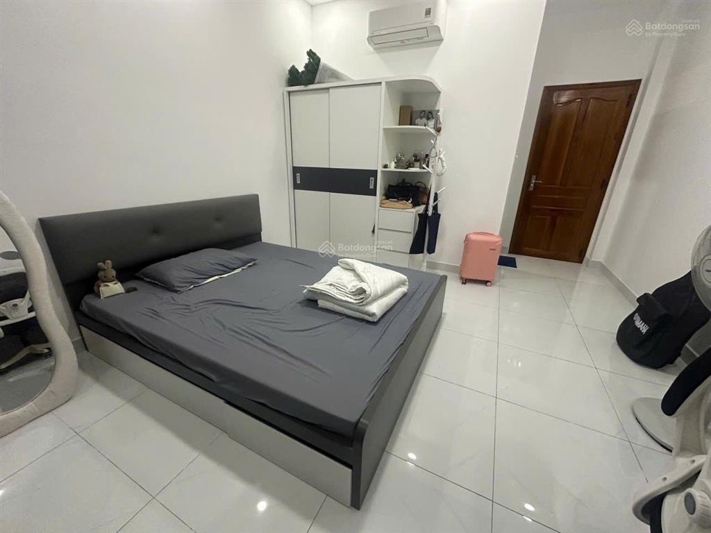 Bán nhà 4 tầng khu làng ốc, xe hơi đến nhà 48m2(4x12), 4 pn 7 tỷ 900tr quận 8