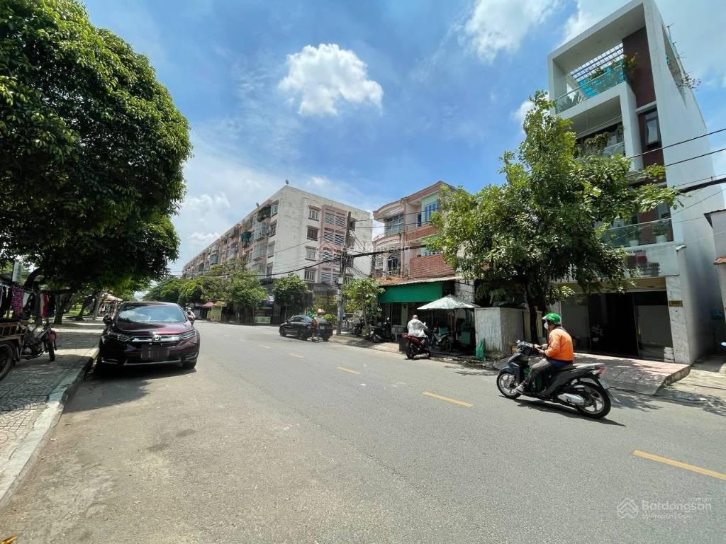 Bán nhà mặt tiền phạm thế hiển ngay quốc lộ 50, 240m2(8x28) nở hậu, shr không qui hoạch, chỉ 25 tỷ
