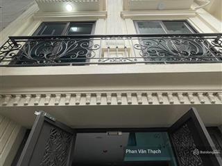 Ccmn 2 mặt ngõ 7 tầng, thang máy, gần đh tài nguyên & môi trường, 12 phòng, dt 50tr/tháng, 10.9 tỷ