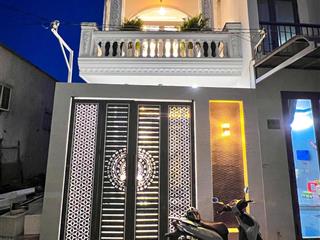 Nhà mới xây 1 trệt 1 lầu 3 phòng ngủ ( 1 phòng tầng trệt )  hẻm 81 đường hồ bún xáng 3,65 tỷ