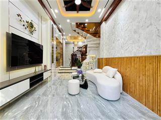 Bán nhà gần trường đại học tài nguyên và môi trường hcm  40,7m2 2ty550 đường tân canh, tân bình