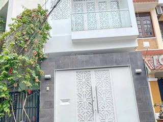 Nhà đẹp 3 tầng mt hxh lê văn lương q7 dt 4x16m, giá chỉ 10.5 tỷ tl!