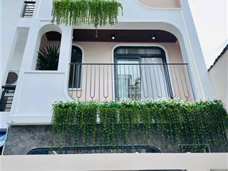 Ngang 4.5m, 4 tầng, sát hẻm xe tải, nhà mới phan huy ích, nội thất xịn, giá nhỉnh 5tỷ
