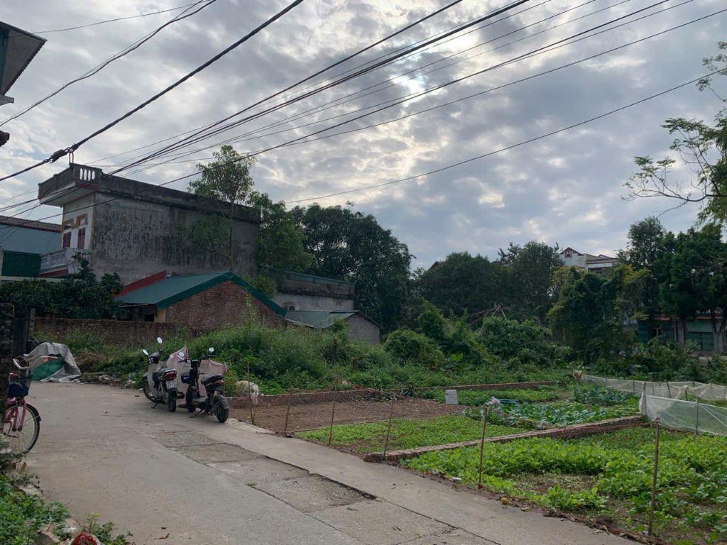 HIẾM-  BÁN GẤP 106M2- MT5M- PHƯỜNG SONG LIỄU- THUẬN THÀNH- TRỤC CHÍNH- GIÁ 3X TỶ.