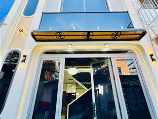 Bán gấp 2 tỷ 890 nhà 59m2 đường hồ văn huê, p9, phú nhuận. xây 3 tầng, hẻm 5m, sổ riêng, hoàn công