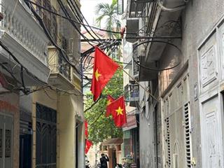 Bán nhà cũ phố xuân thủy, cầu giấy 2 tầng cũ 80m2  mt 10m nở hậu. xác định bán đất 0332 302 ***