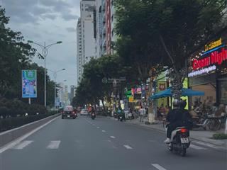 Bán khách sạn 3 sao, phố tây nha trang