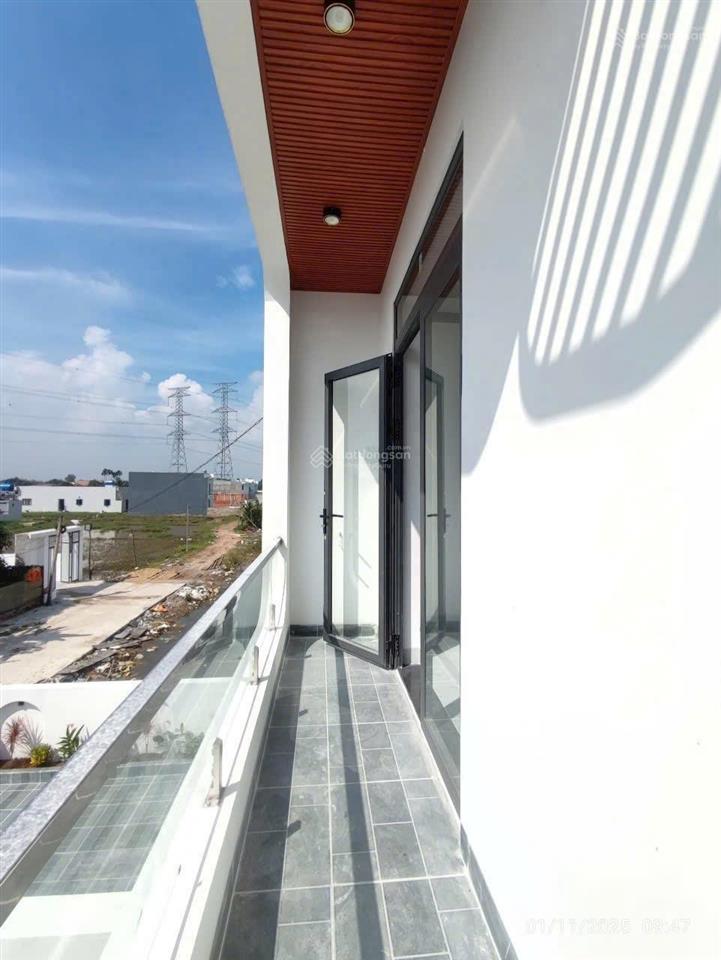 Bán nhà riêng tại đường 824, mỹ hạnh nam, đức hòa, long an, 2,35 tỷ, 125m2 đẹp, nhiều tiện ích