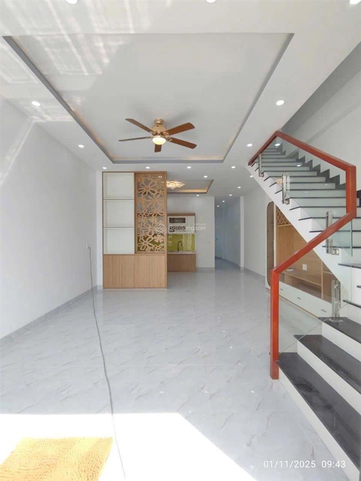 Bán nhà riêng tại đường 824, mỹ hạnh nam, đức hòa, long an, 2,35 tỷ, 125m2 đẹp, nhiều tiện ích