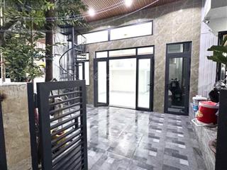 Nhà ở kết hợp cho thuê 67m2 cmt8, q.10