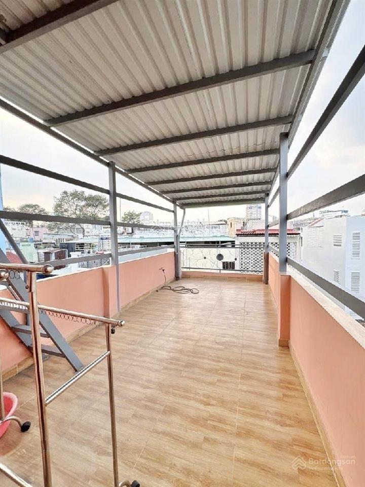 Nhà kiểu chdv dòng tiền ổn 18tr/thag 5 tầng lê hồng phong, q10