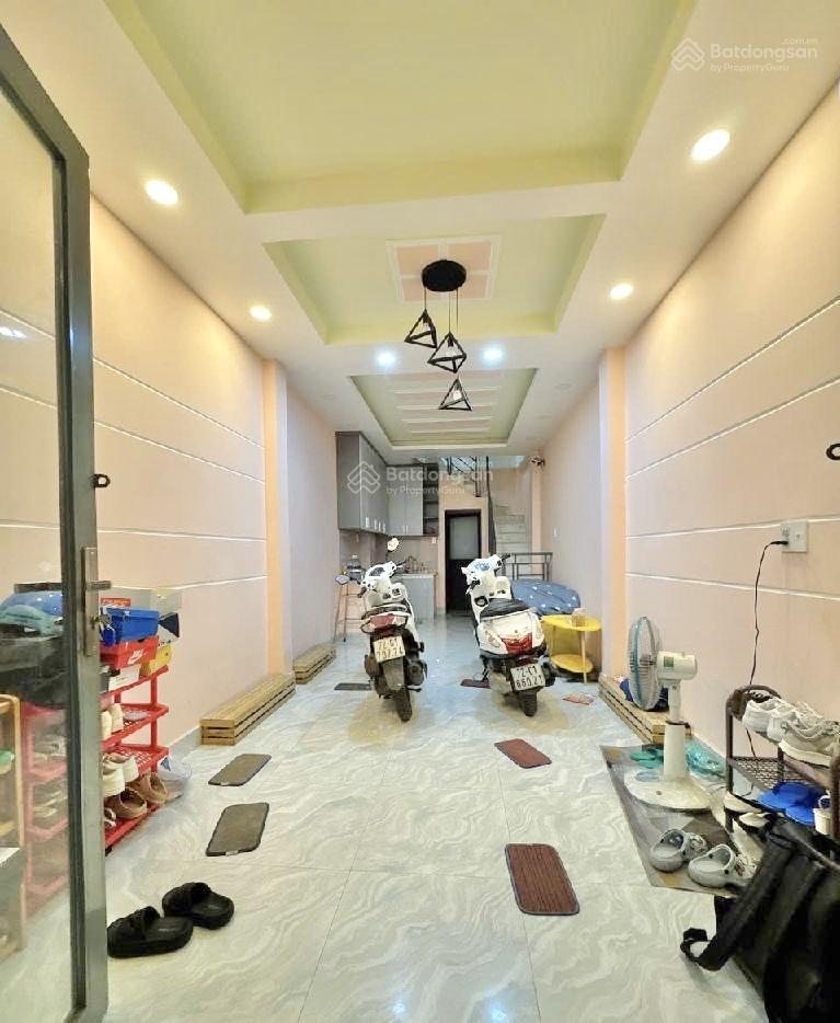 Nhà kiểu chdv dòng tiền ổn 18tr/thag 5 tầng lê hồng phong, q10