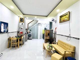 Cách mt đường 20m  dt 32m2  2 tầng 2 pn  tặng nội thất cao cấp  giá 5.9 tỷ