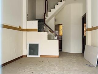 Mặt tiền kinh doanh đỉnh  gần phố ẩm thực phan xích long  dt 43m2  3 phòng ngủ  5.9 tỷ