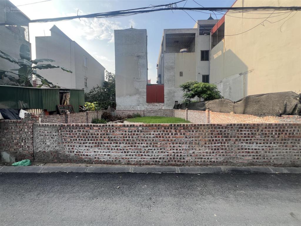 Bán 122m2. mt 8m văn thượng xã đông anh đường thông oto vào đất giá nhỉnh 15 tỷ xíu có thương lượng