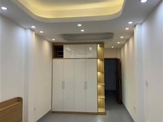 Nhà thang máy view hồ tây phòng siêu rộng giá chỉ 7 tỷ hơn cách hồ vài bước chân!