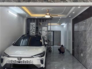 Hiếm bán nhà trung tâm thanh trì