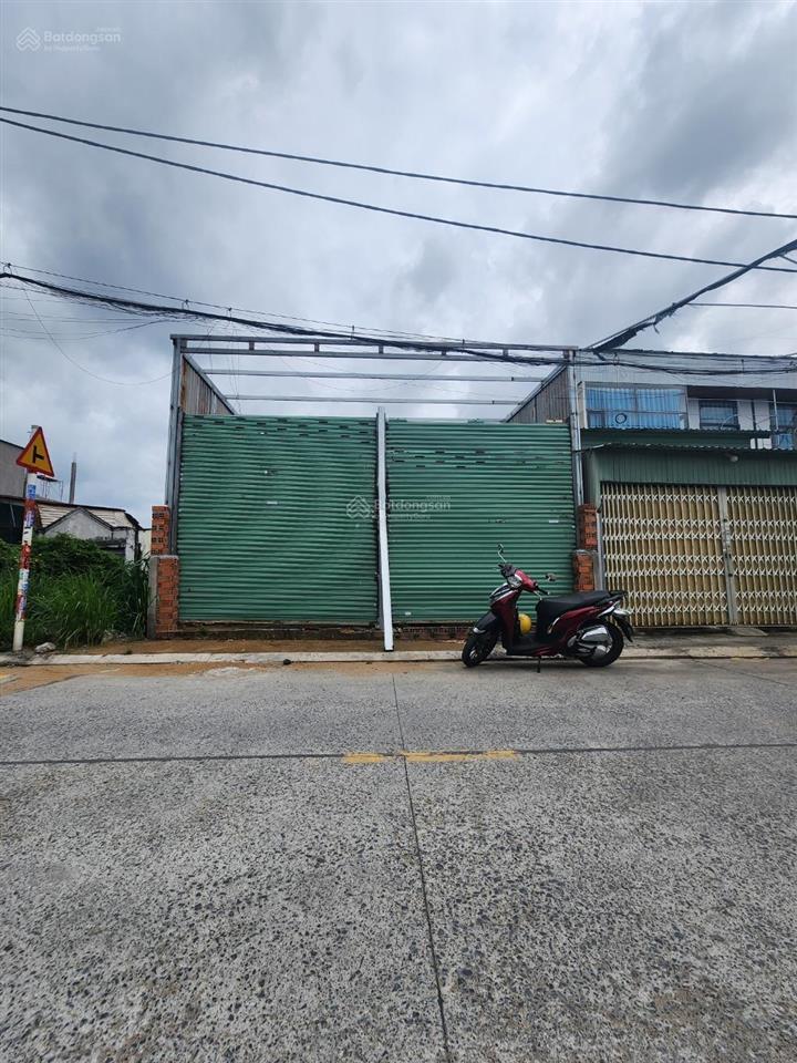 Ngộp giảm sâu 1 tỷ, xưởng sẵn 7x19m, đường xe tải thông, gần ngã tư ga, uỷ ban phường