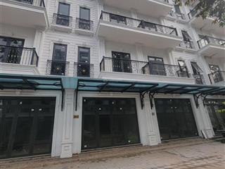 Bán nhà liền kề 5 tầng khu đô thị đông dương