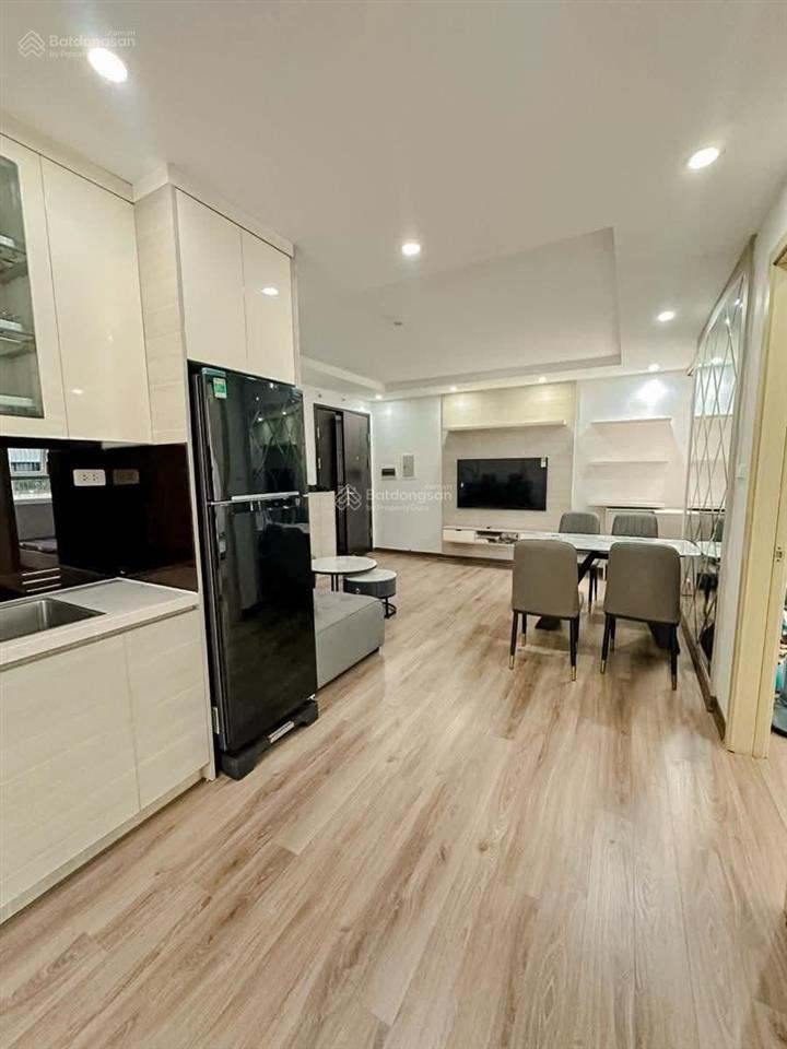 Căn góc  2 ngủ 2 vệ sinh  full nội thất  có slot gửi oto