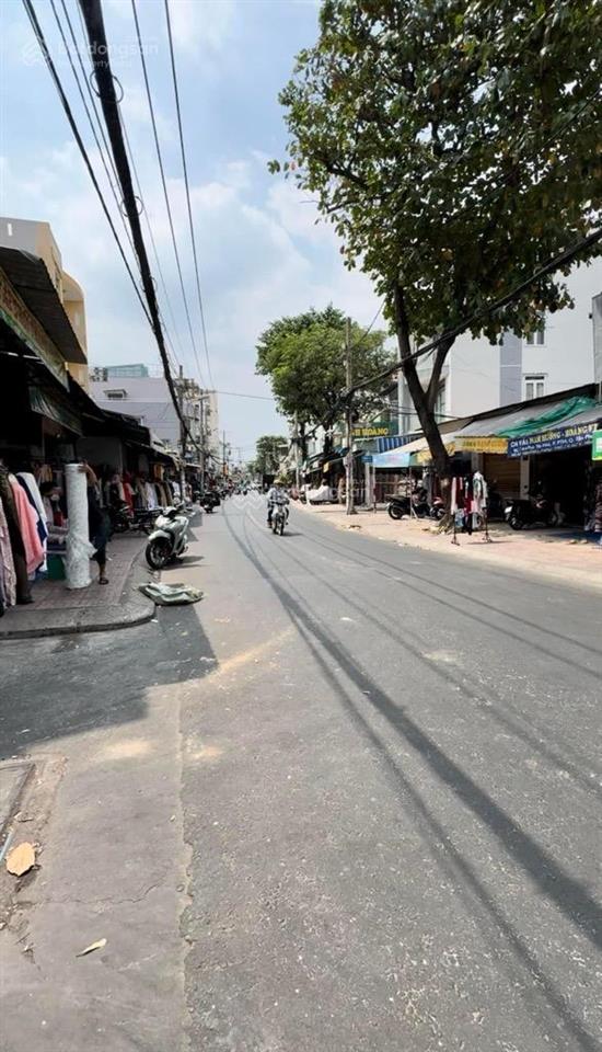 Nhà mặt phố phú thọ hòa, bán gấp 80 tỷ, 400m2, 5pn + 5wc, mặt tiền 12m