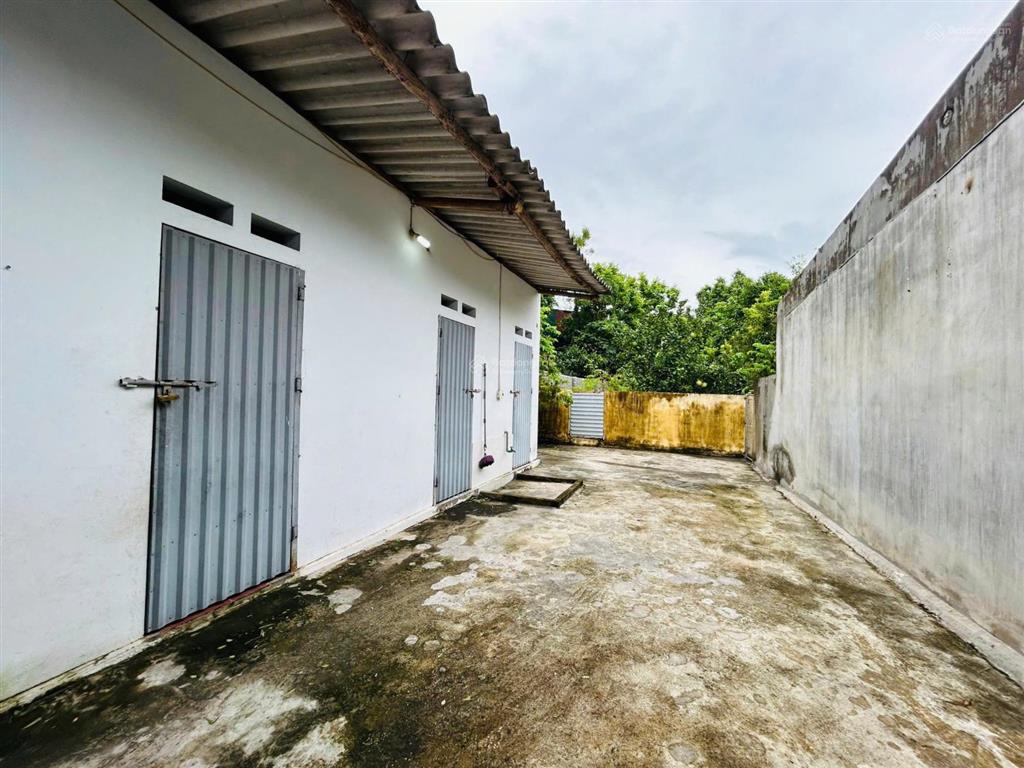 Cho thuê nhà mặt đường quốc lộ 1a, diện tích rộng 606m2 tt kép, lạng giang vị trí đẹp