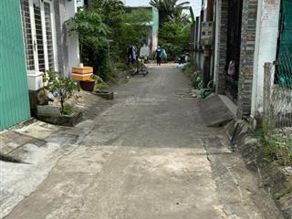 80m2 đất full thổ cư giá 1ty590 , xây dựng td , ngay tại ấp 4 long hậu