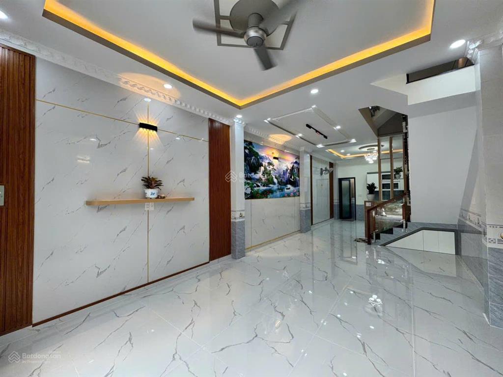 Nhà mới xây kdc hoàng hoa  1 trệt 2 lầu st  hoàn công đầy đủ 4ty250