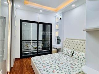 Khách xem là chốt! chỉ 1 căn 5 tầng đội cấn  giá sốc 5.6 tỷ