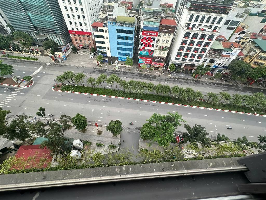 Bán căn chung cư cao cấp liễu giai, 73m, giá 6,9 tỷ