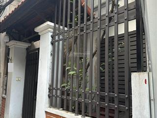 Bán nhà dân xây hv tài chính 75m, 4 tầng, ngõ cực nông 40m ra phố,vf5 vào nhà, giá cực tốt 13,8 tỷ