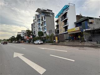 Mặt phố hồng tiến kéo dài 70m2, mt 6m giá 31 tỷ, đường 20m vĩa hè 2 bên đá bóng