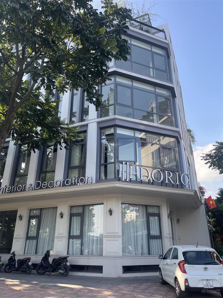 Siêu phẩm việt hưng  toà nhà 7 tầng thang máy, dt 110m2, mt 12m, ô tô dừng đỗ ngày đêm  25 tỷ