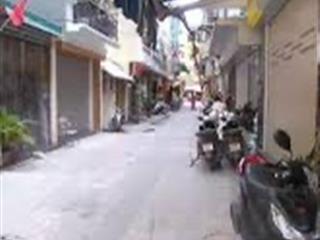 Nhà nguyên căn, căn góc mặt ngõ phố tôn đức thắng, thịnh hào 3, 30m2x 4 tầng, chỉ 7,5tr
