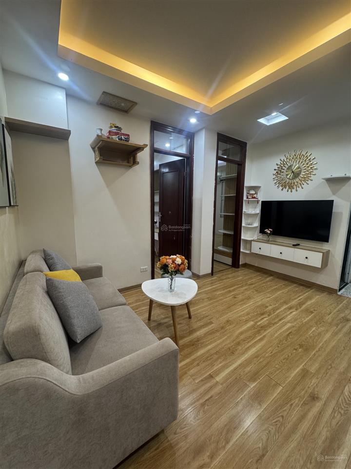 Bán chung cư mini, căn hộ  cầu giấy  50m2 2 ngủ  tầng trung  căn góc  ô tô đỗ cửa  ban công