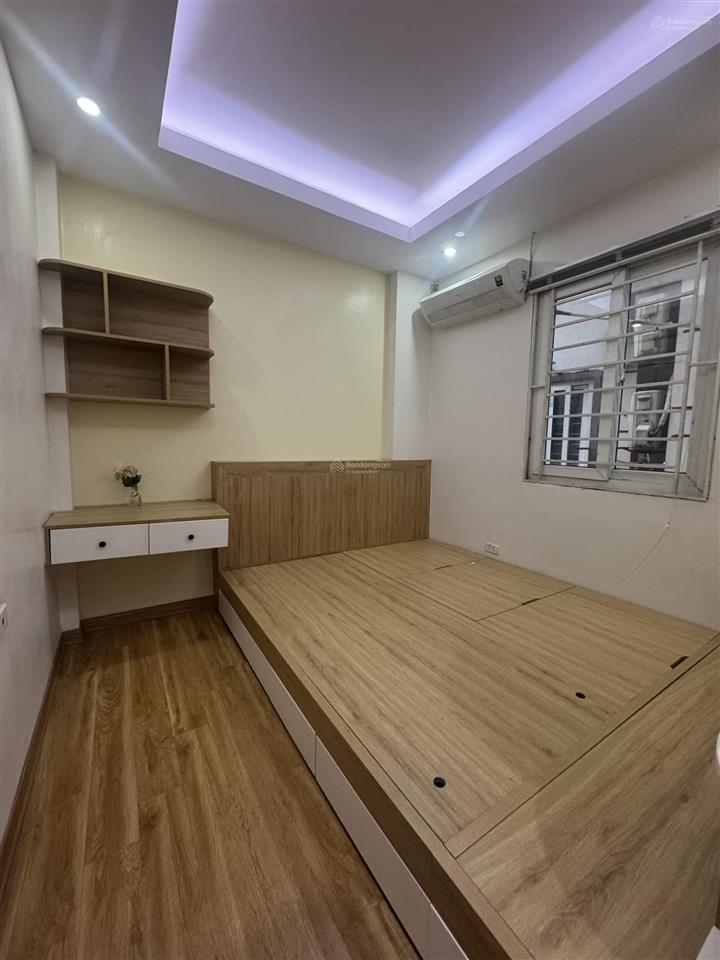 Bán chung cư mini, căn hộ  cầu giấy  50m2 2 ngủ  tầng trung  căn góc  ô tô đỗ cửa  ban công