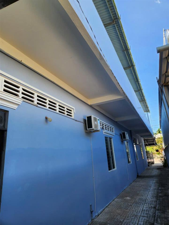 Cho thuê dãy trọ 20 phòng  Ngã 3 Hương Toàn Bến Tràm  45tr/tháng - Sẵn máy lạnh