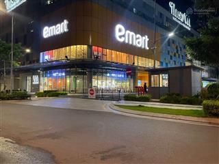 Ngay siêu thị emart 2 gò vấp  65m2  ngang 5m dài 12.7m  2pn, 2wc