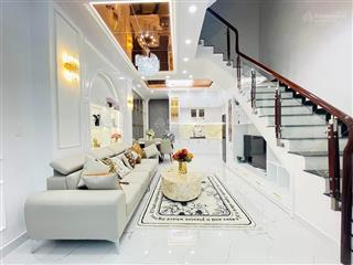 Bán gấp nhà phố 1 trệt 2 lầu vị trí trung tâm tp. tân an, sổ riêng, giá 2 tỷ 4