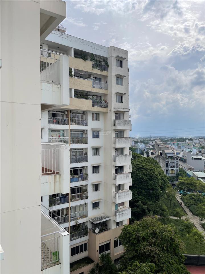 Bán chung cư vĩnh tường  chợ bà hom mới  bình tân. 89m2, 2pn 2wc, 3bancon shr, 2,450 tỷ tl