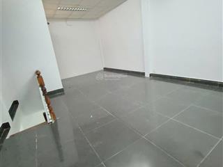 Kẹt tiền nên cần bán gấp nhà hẻm đông đen 29,4m