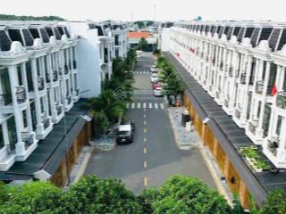 Bán gấp nhà hoàn thiện 1 trệt, 2 lầu, 4,9 tỷ, 68m2 sẵn sổ, đường nguyễn thị khắp, dân cư đông đúc!