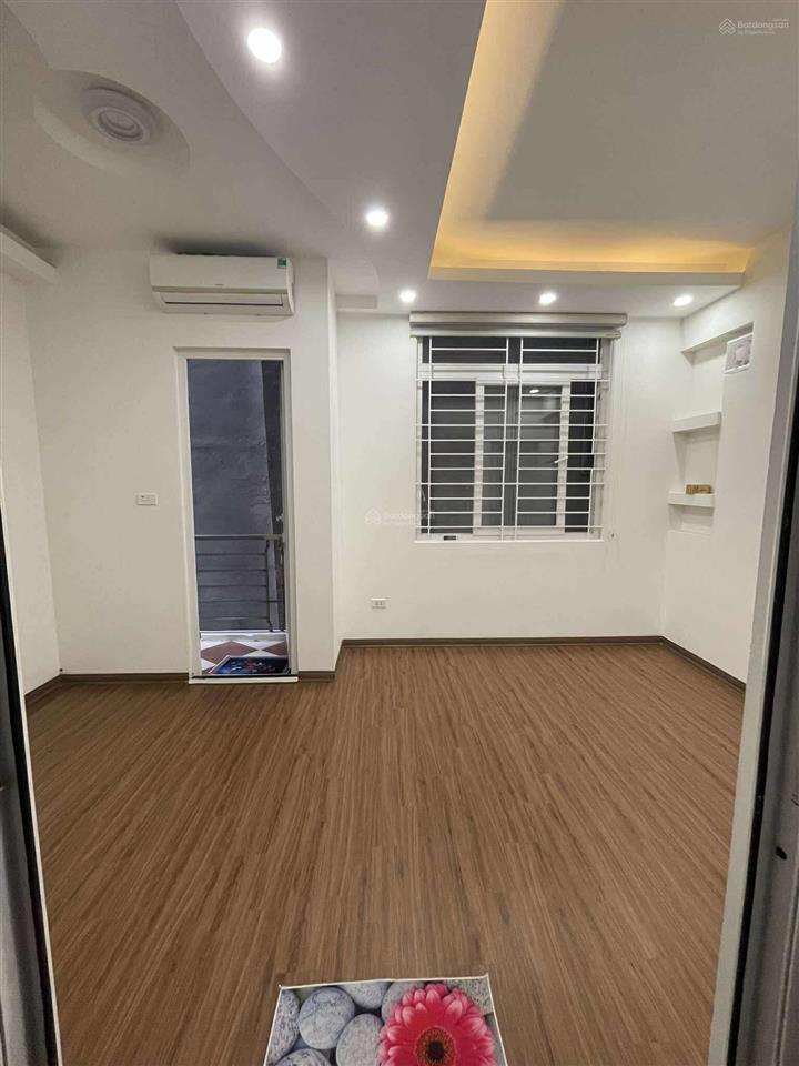 Bán nhà ngõ 73 giang văn minh chỉ với 12,35 tỷ