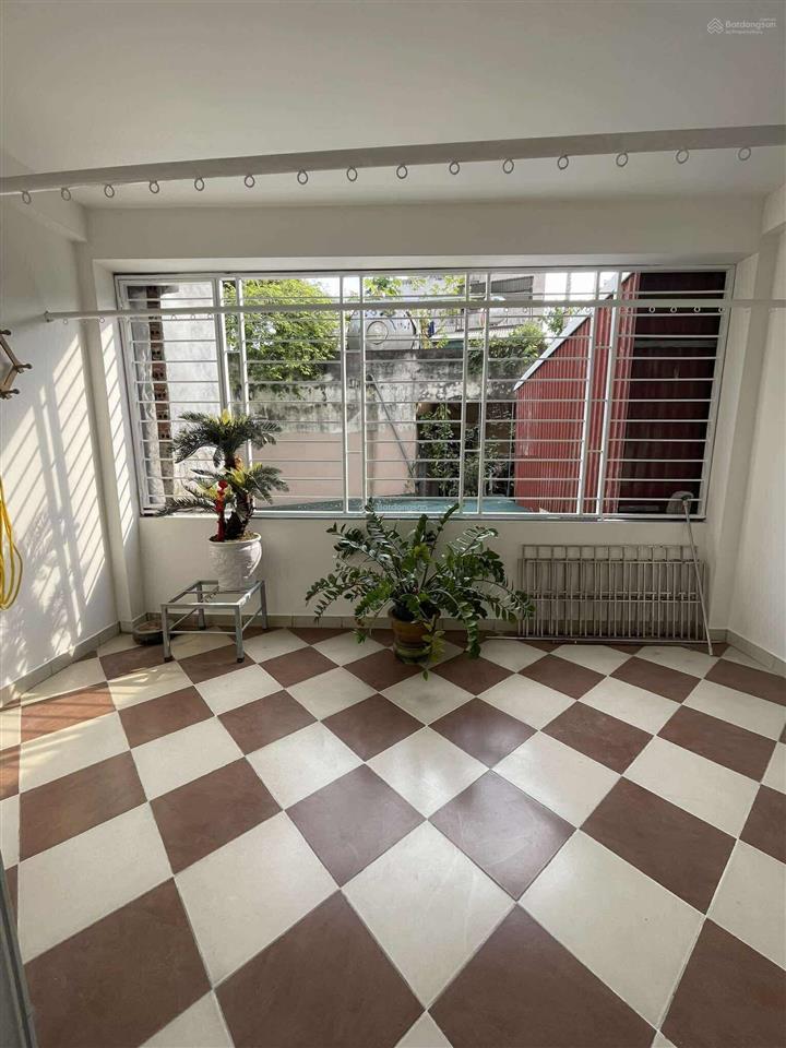 Bán nhà ngõ 73 giang văn minh chỉ với 12,35 tỷ