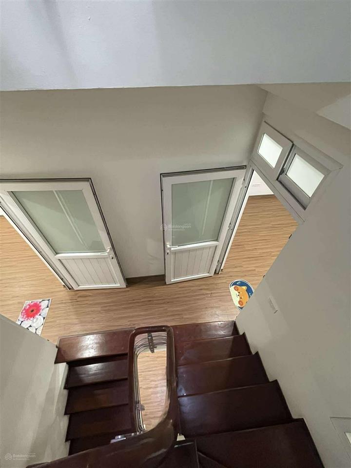 Bán nhà ngõ 73 giang văn minh chỉ với 12,35 tỷ