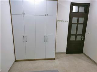 Cho thuê căn hộ ccmn khép kín full nội thất tại số 28 ngõ 2 nguyên hồng